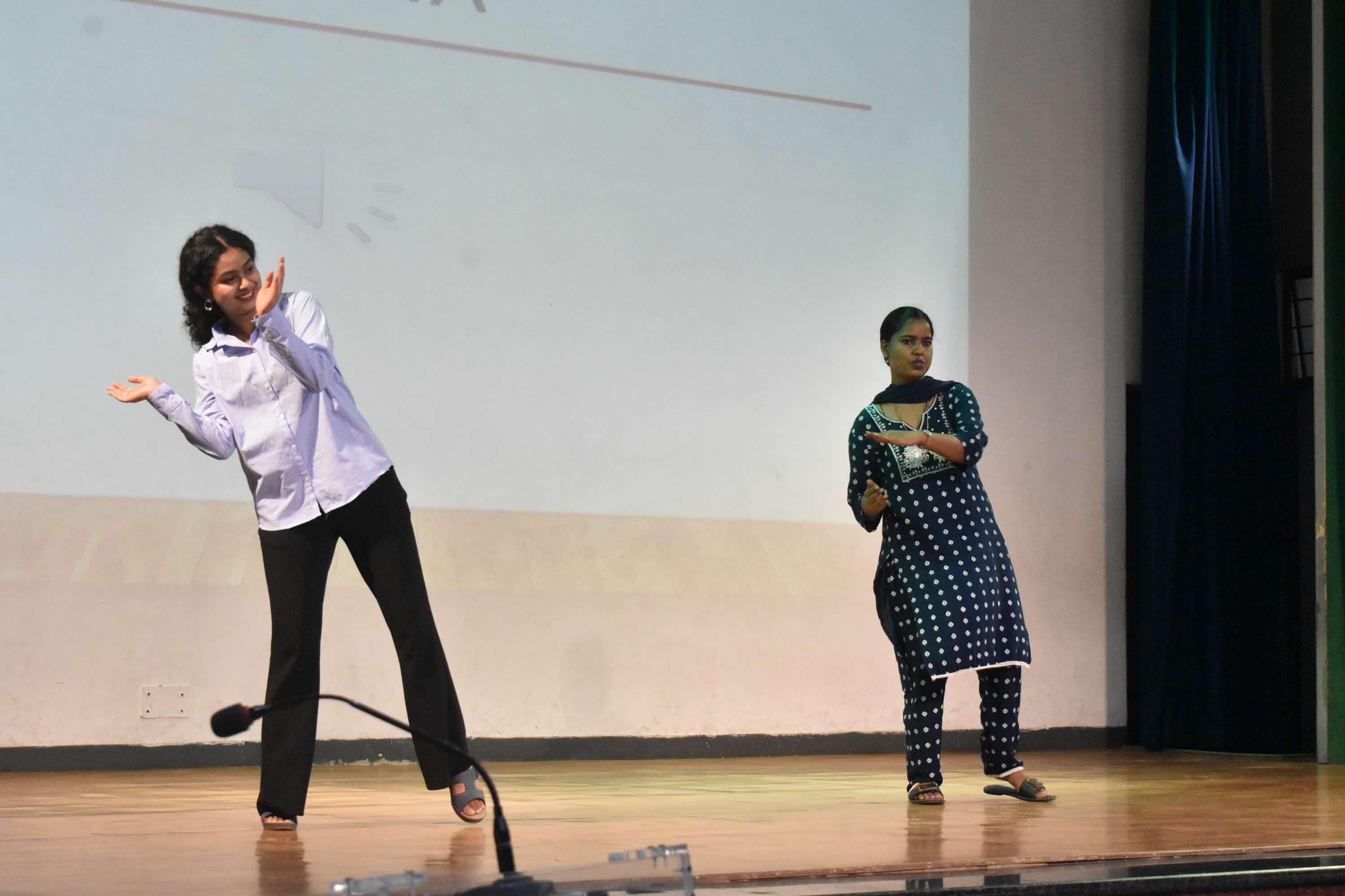 Seminar on Acts of Random Kindness